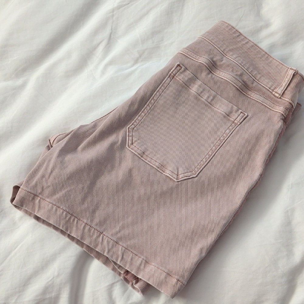 SPANX High Waist Pink Shorts - Picture 2 of 5